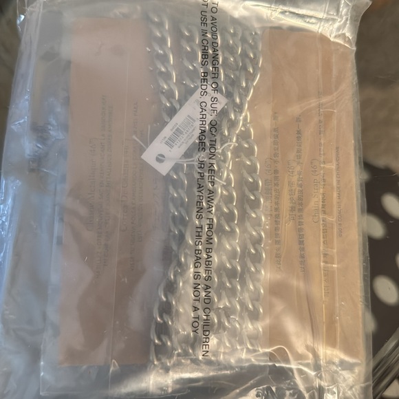 Coach Dinky Chain Strap NWT - Picture 4 of 4